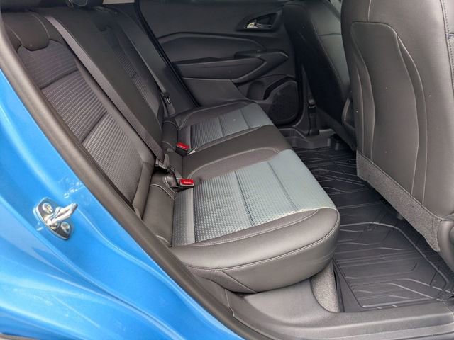 New 2026 Chevrolet Trax LT w/ Sunroof Package FWD image 31