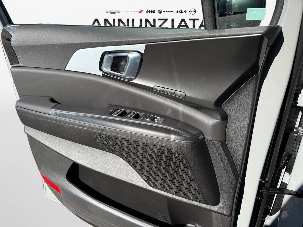 New 2026 Kia Carnival SX w/ SX Dark Edition Package FWD image 28