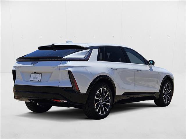 New 2024 Cadillac Lyriq Sport video 2