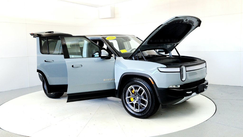 Used 2023 Rivian R1S Adventure Quad AWD/4WD image 12
