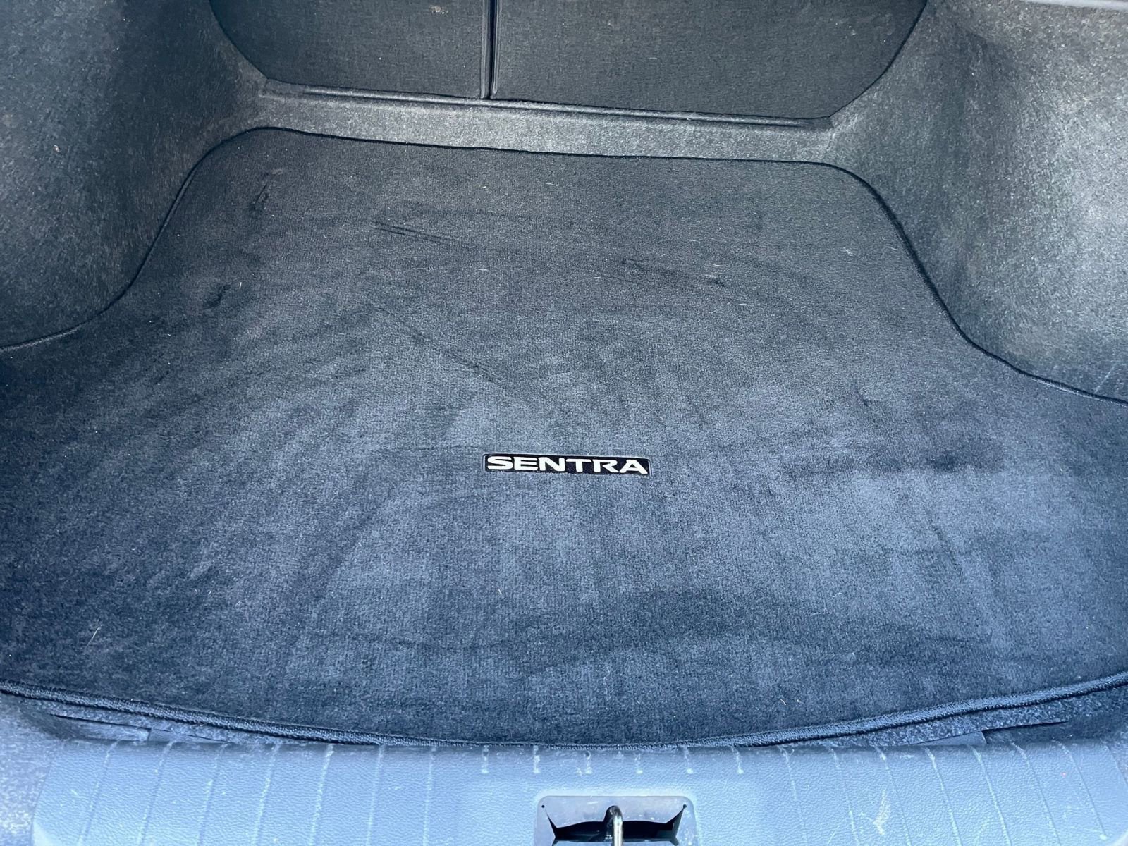 Used 2025 Nissan Sentra SV image 29