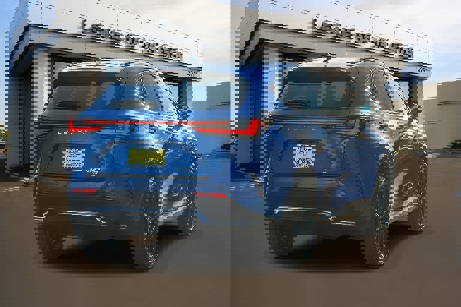 New 2026 Lexus NX 450h+ F Sport image 6