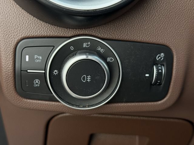 Used 2021 Alfa Romeo Stelvio Ti w/ Premium Package AWD/4WD image 24