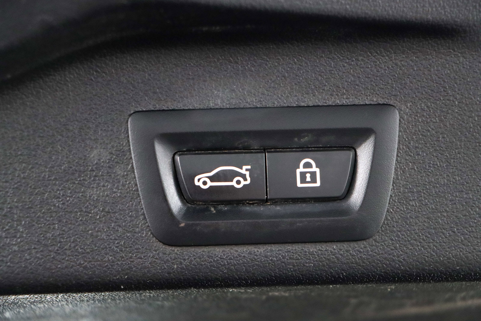 Used 2022 BMW X5 sDrive40i w/ Parking Assistance Package image 30