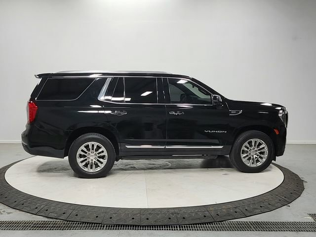 Used 2022 GMC Yukon SLT w/ SLT Premium Package AWD/4WD image 8