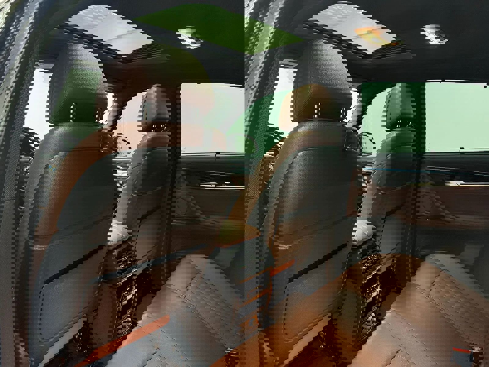 Used 2017 BMW X6 xDrive50i image 18