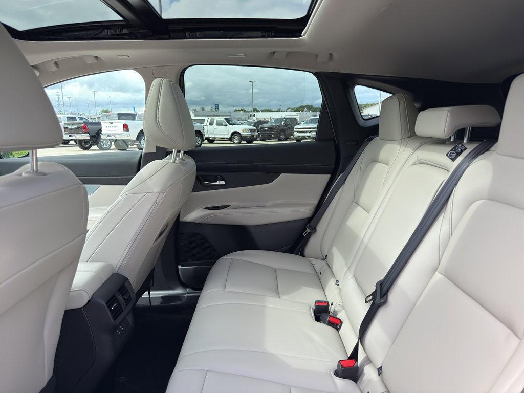 Certified 2025 Nissan Murano SL image 35