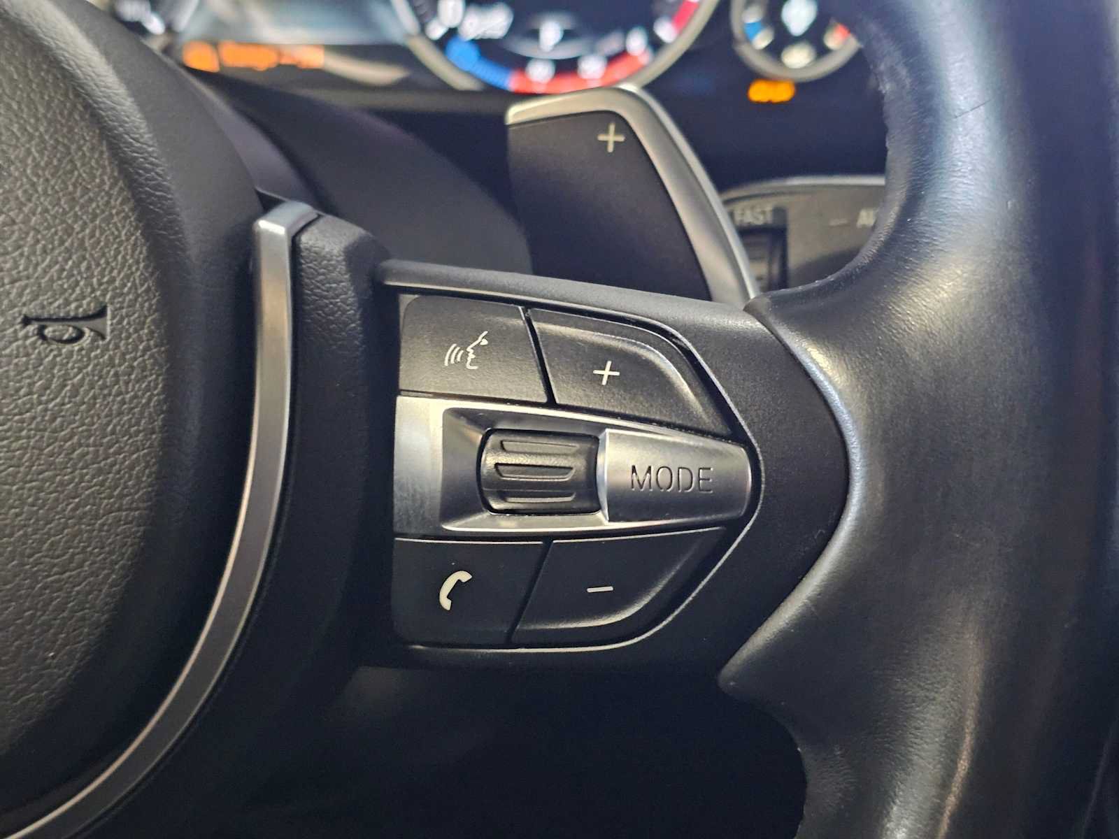 Used 2015 BMW X6 xDrive50i AWD/4WD image 17