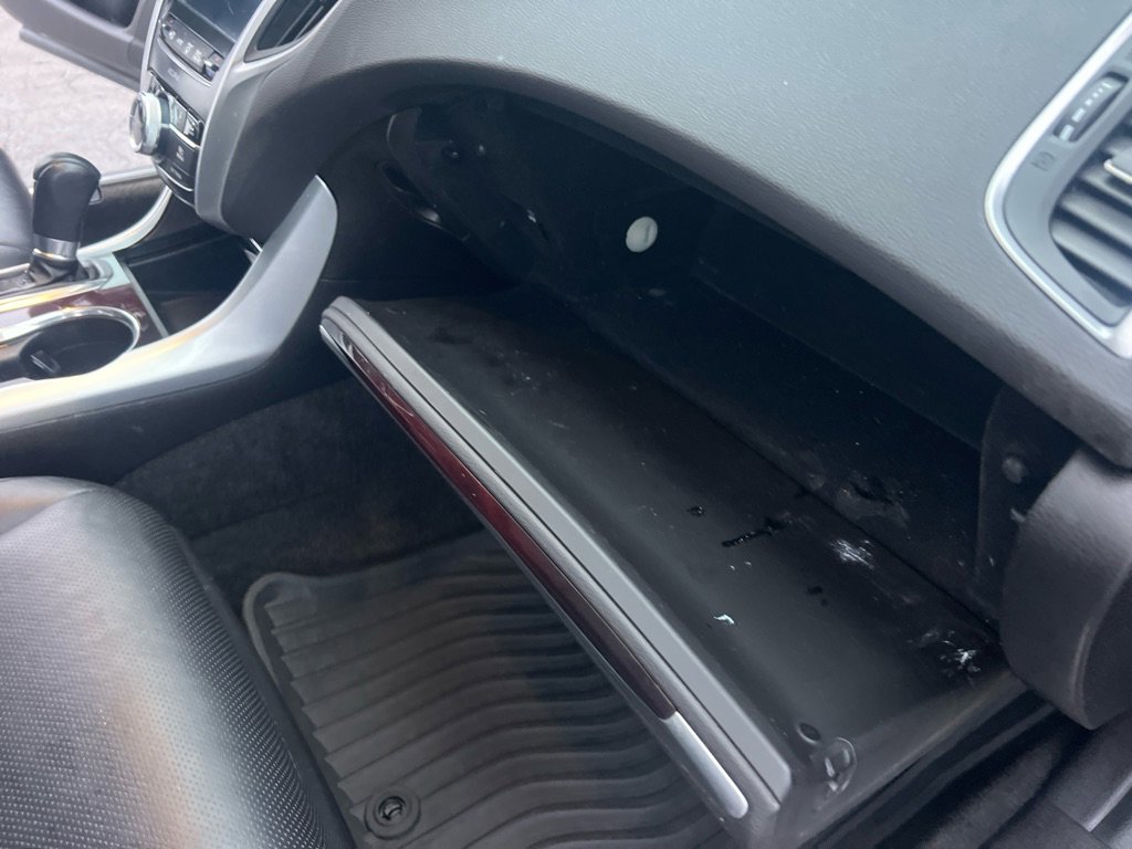 Used 2015 Acura TLX w/ Technology Package image 21