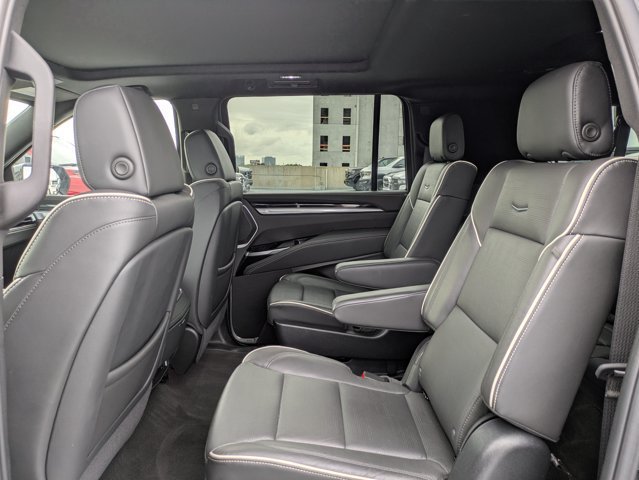 Used 2025 Cadillac Escalade ESV Sport w/ Touring Package RWD image 14