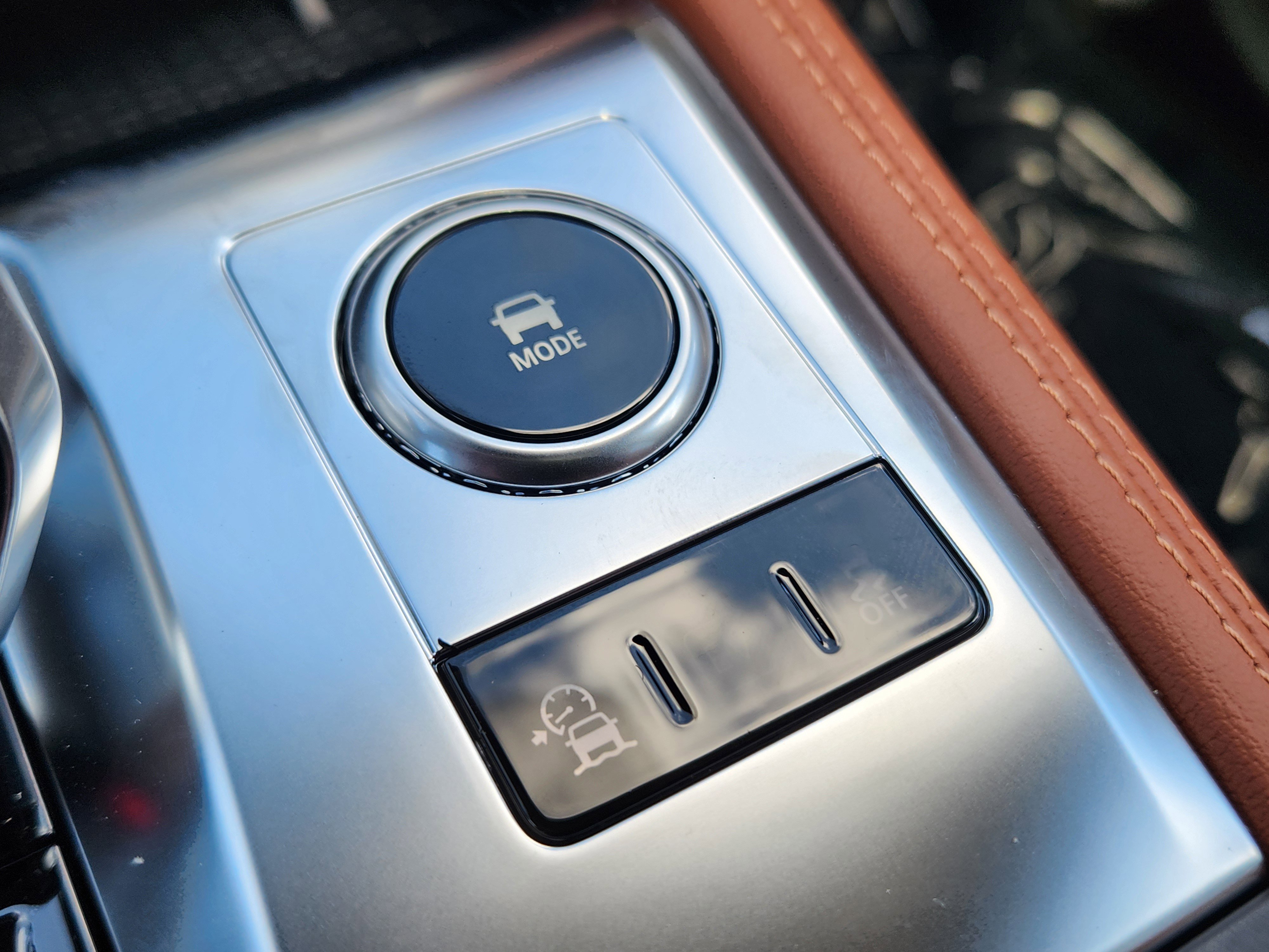 New 2026 Jaguar F-PACE R-Dynamic S image 26