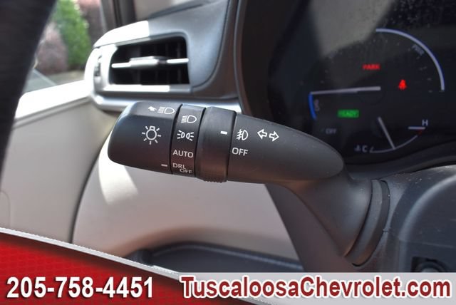 Used 2023 Toyota Sienna XLE FWD image 35