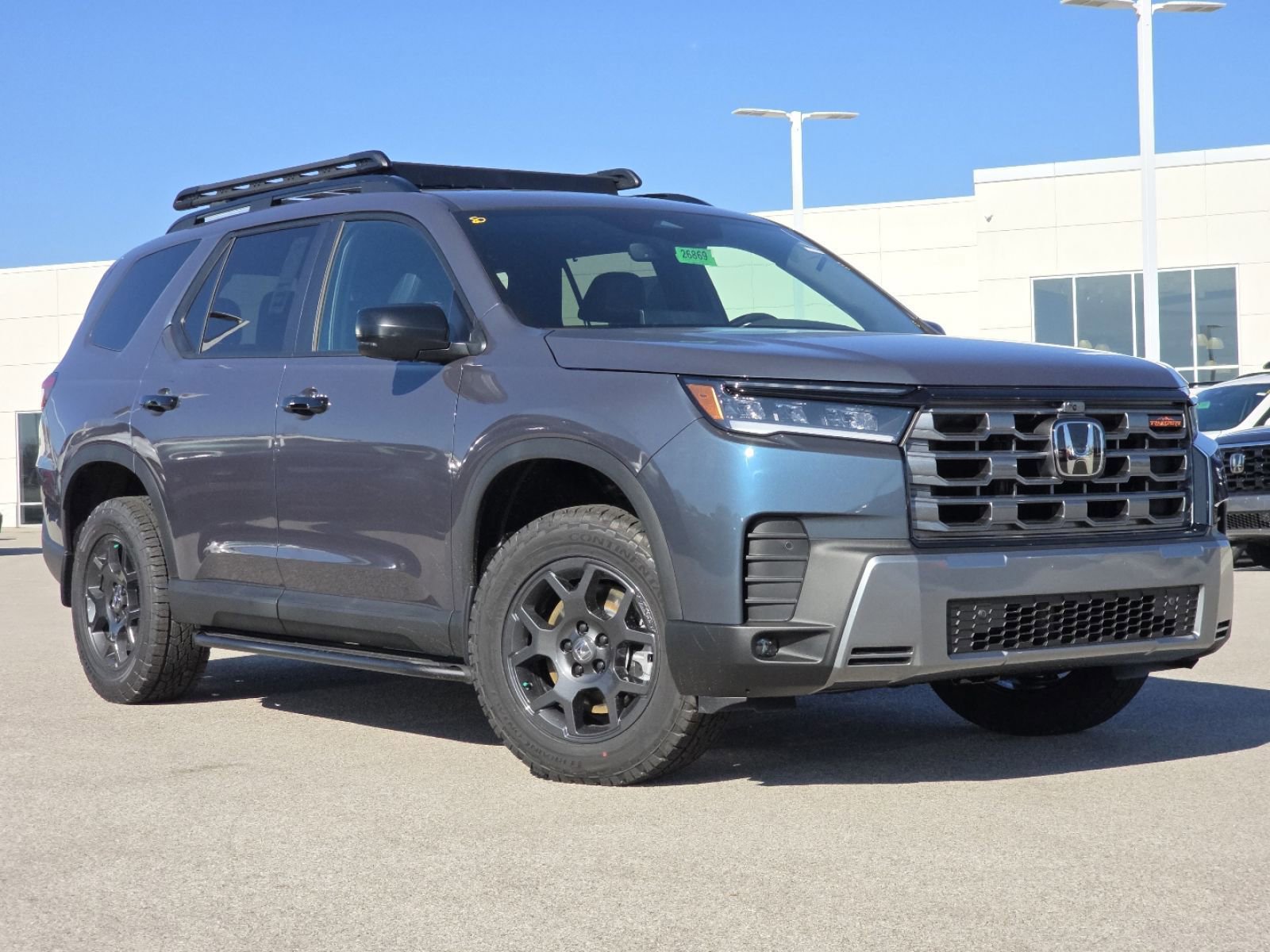 New 2026 Honda Pilot TrailSport image 2