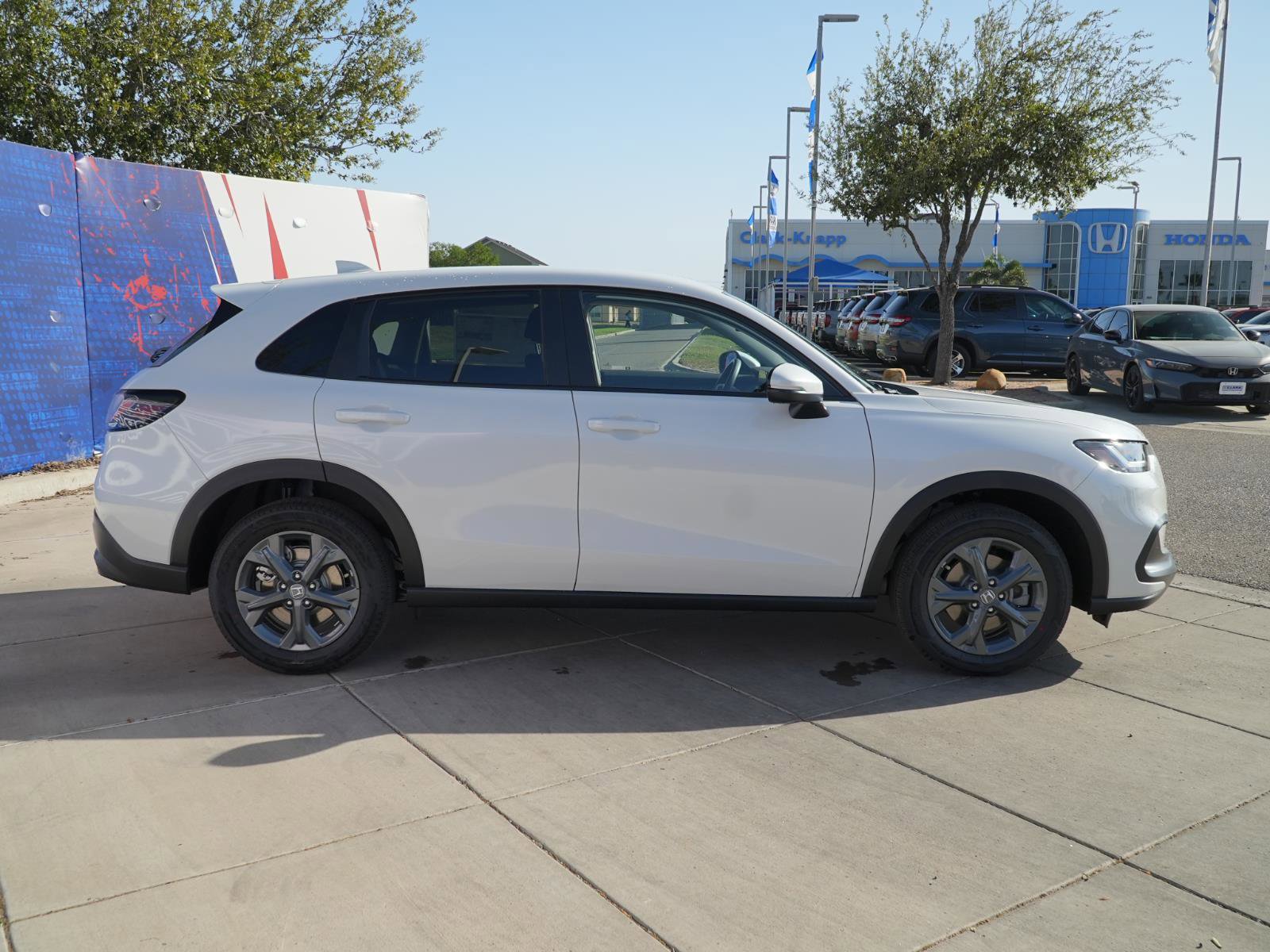 New 2026 Honda HR-V LX image 4