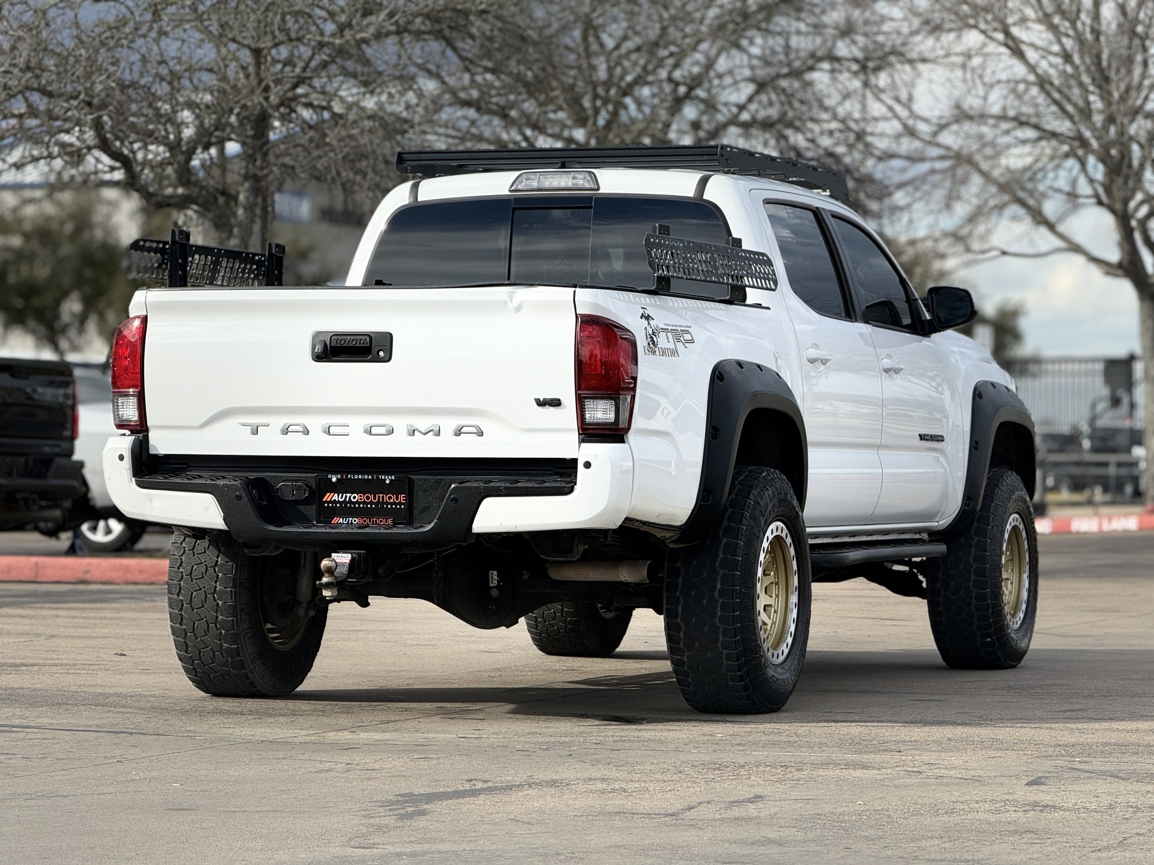 Used 2019 Toyota Tacoma TRD Off-Road w/ Technology Package AWD/4WD image 13