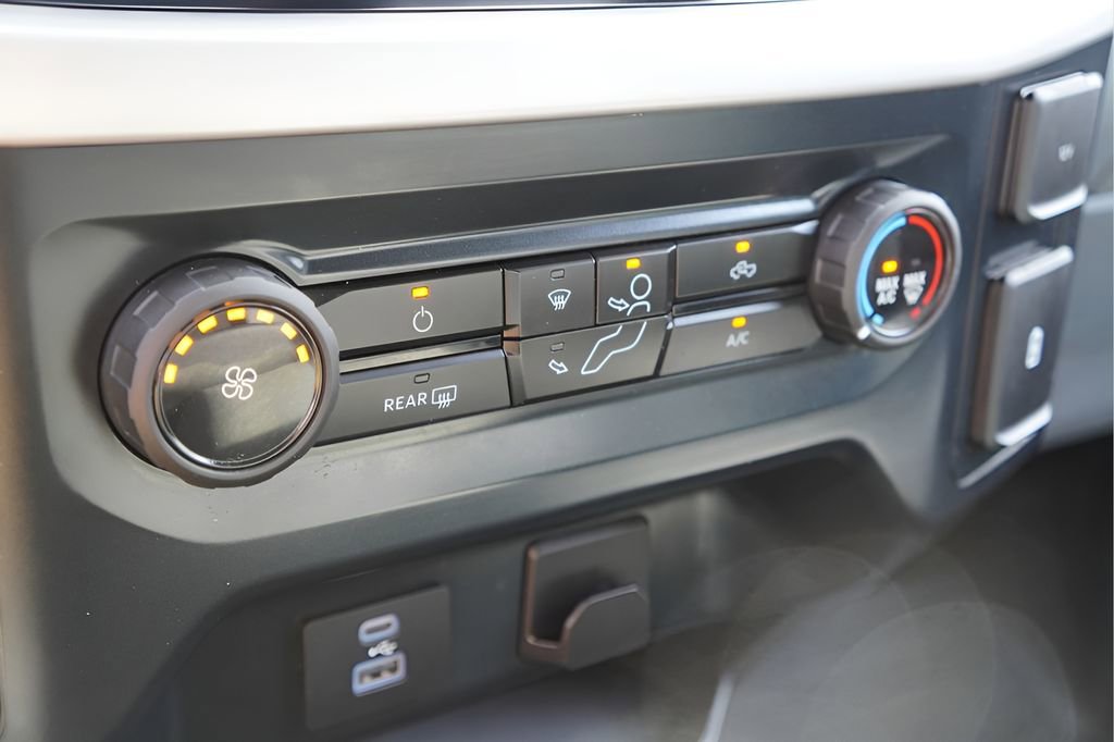 Used 2023 Ford F150 XLT w/ Trailer Tow Package image 33