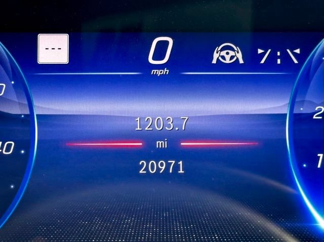 Used 2023 Mercedes-Benz EQS 580 4MATIC SUV image 21