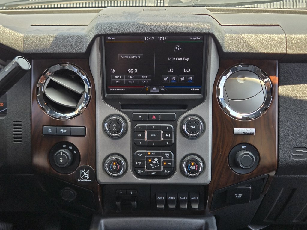 Used 2014 Ford F250 Lariat w/ Lariat Ultimate Package AWD/4WD image 23