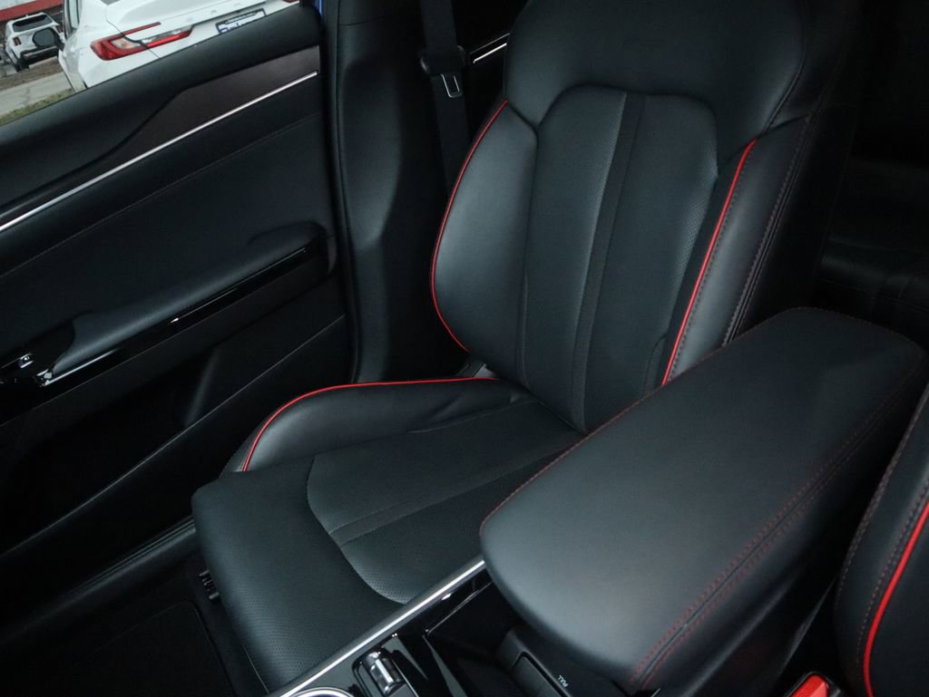 Used 2024 Kia K5 GT image 22