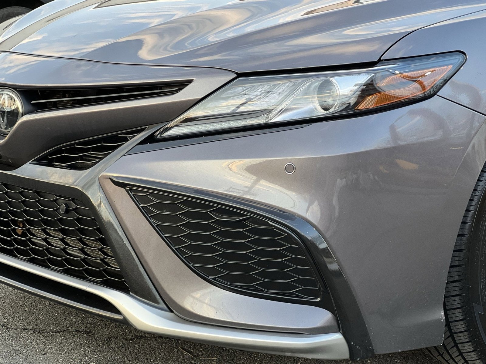 Used 2024 Toyota Camry XSE w/ Navigation Package image 29