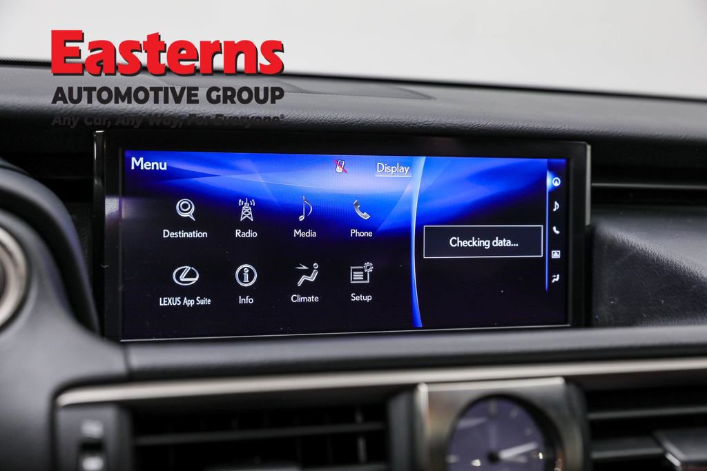 Used 2018 Lexus IS 300 AWD image 18