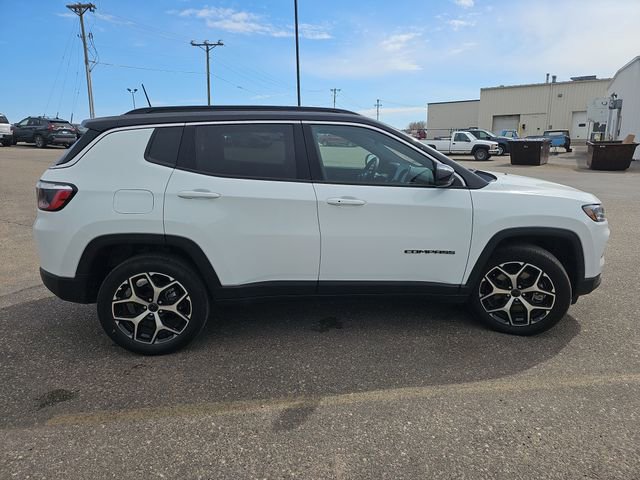 Used 2026 Jeep Compass Limited w/ Mopar All Weather Package AWD/4WD image 6