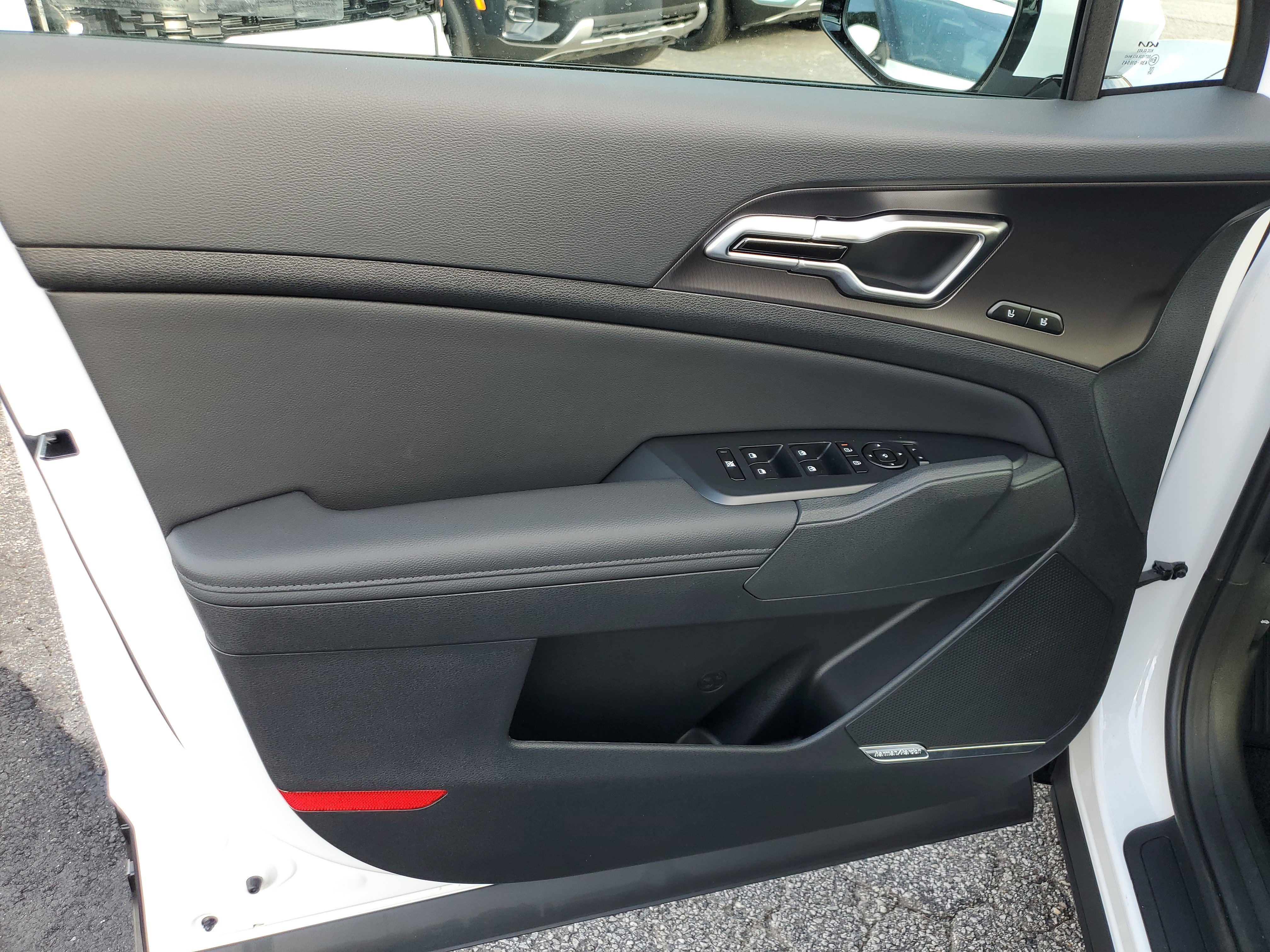 New 2026 Kia Sportage SX image 21