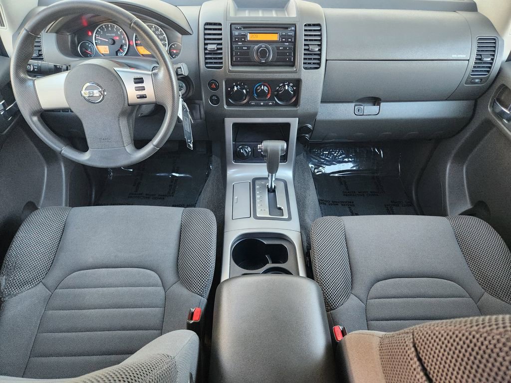 Used 2010 Nissan Pathfinder S image 10