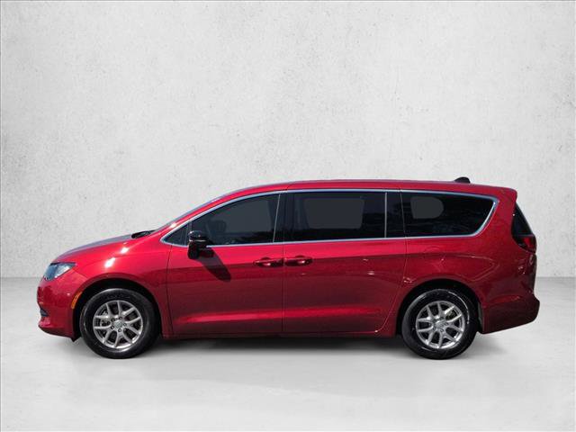 Used 2026 Chrysler Voyager LX FWD image 9