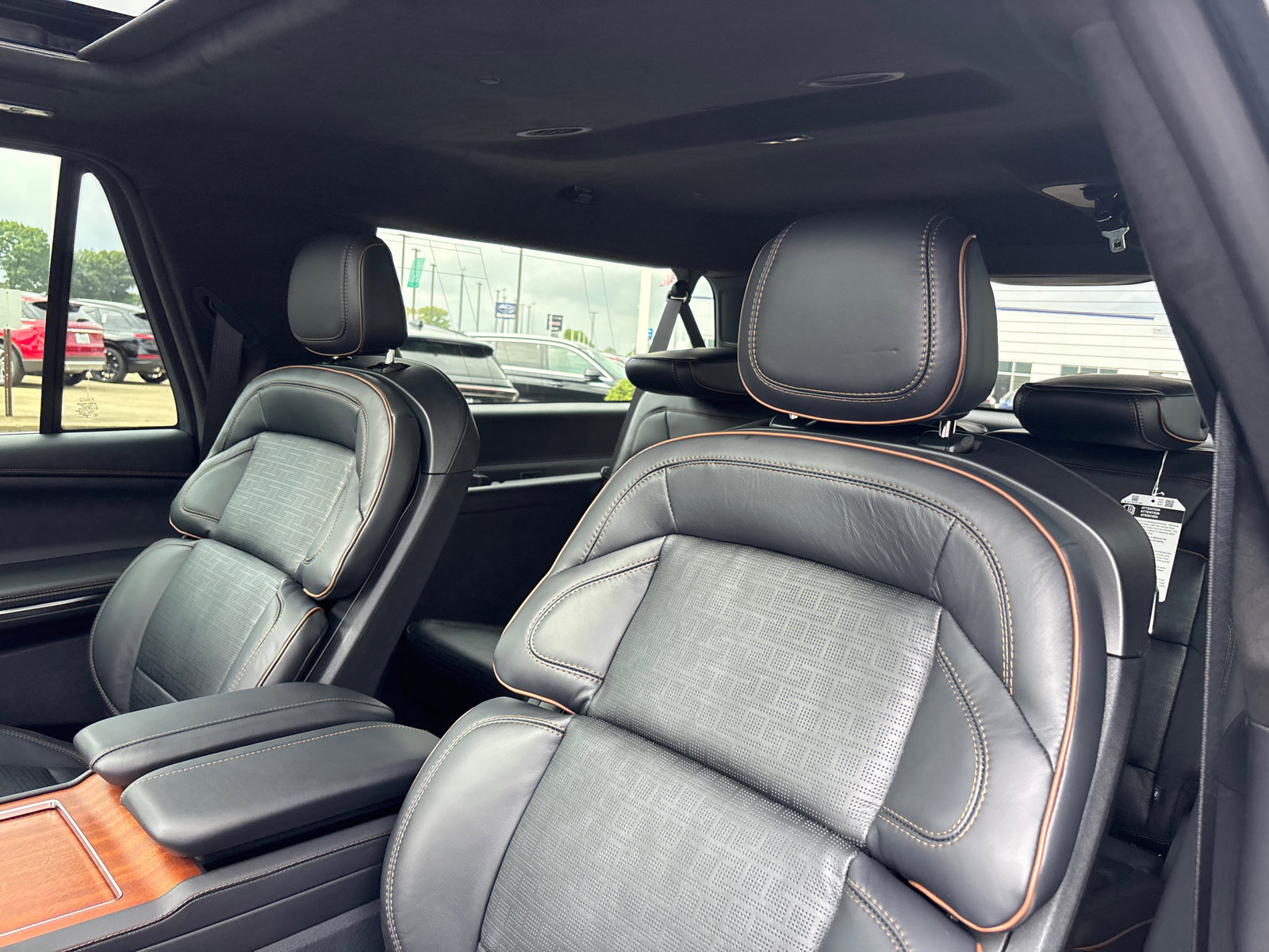 New 2025 Lincoln Navigator L Black Label image 26