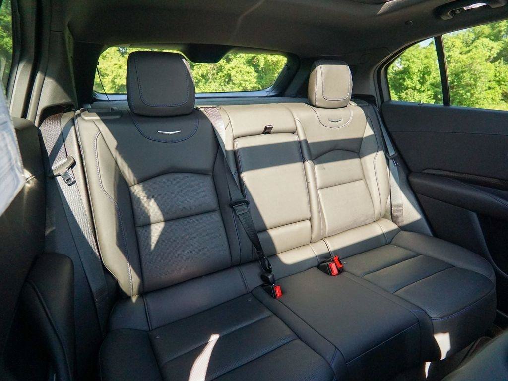 Used 2024 Cadillac XT4 Sport FWD image 34