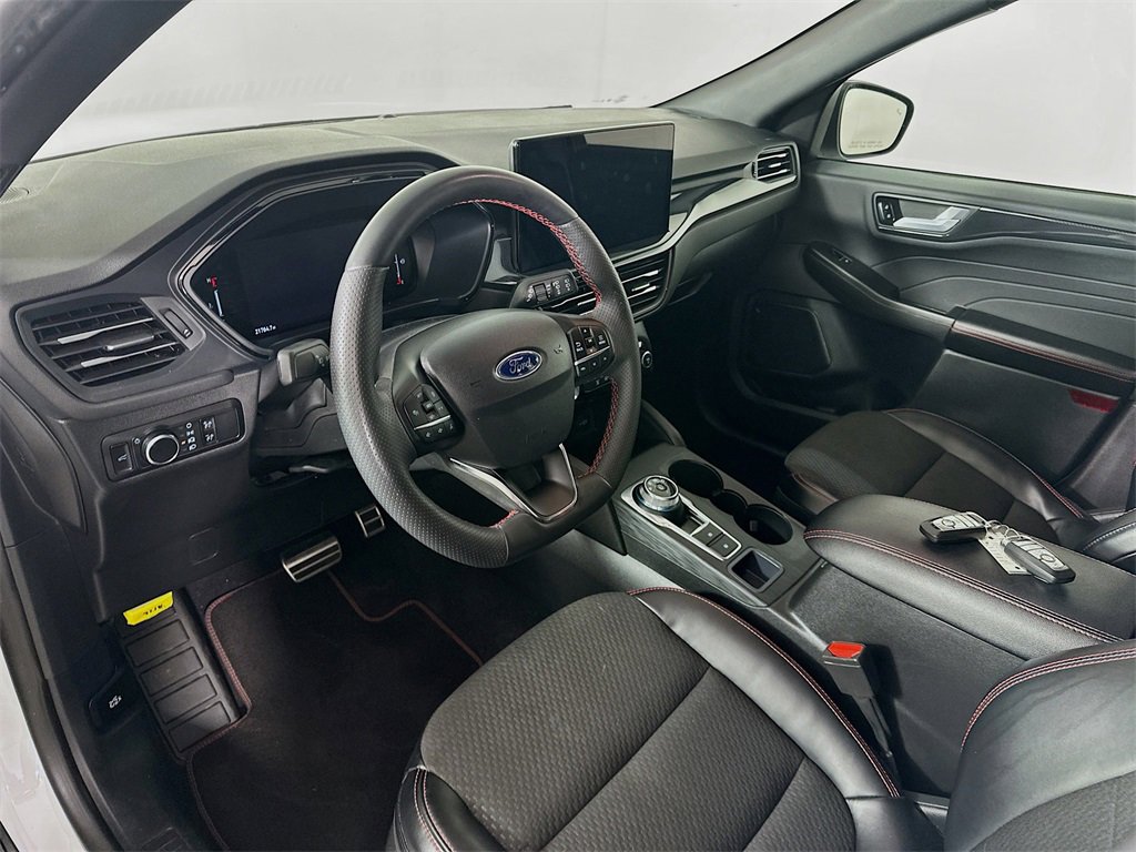 Used 2023 Ford Escape ST-Line w/ Tech Pack #1 image 29