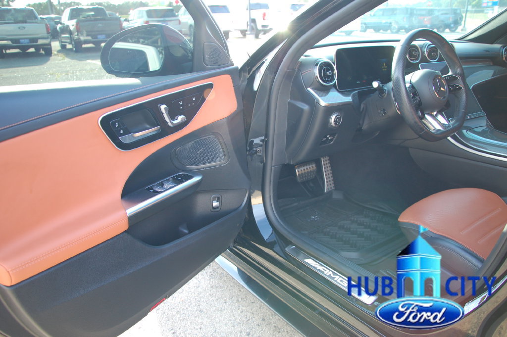 Used 2024 Mercedes-Benz C 43 AMG 4MATIC Sedan image 11