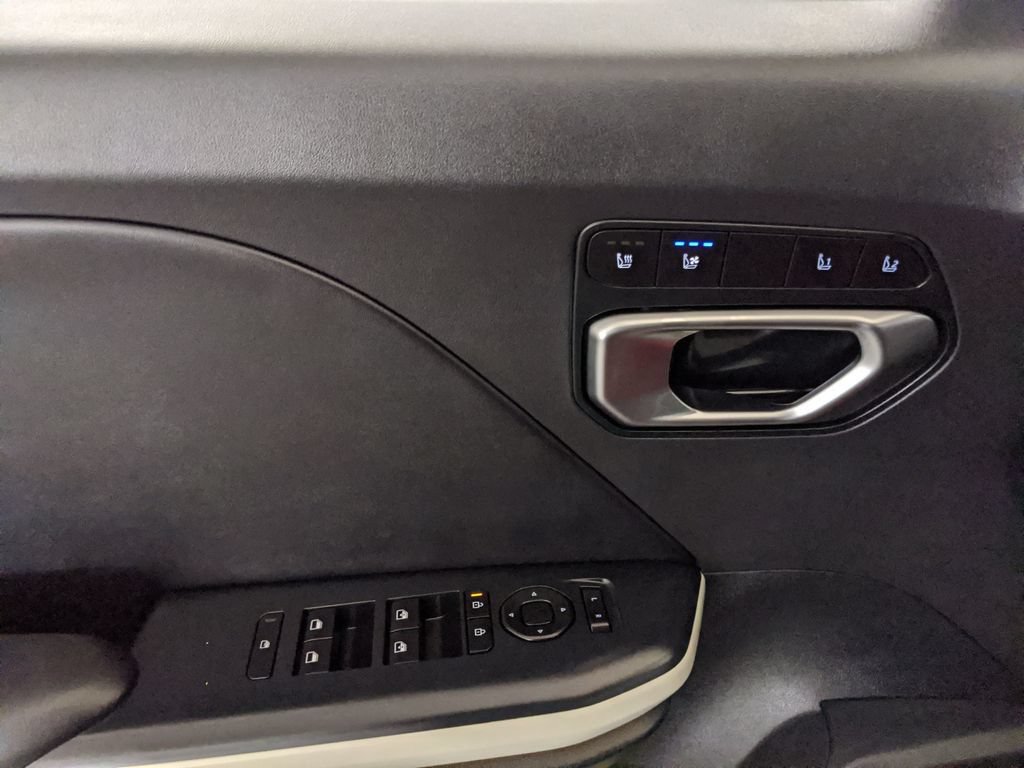 Used 2025 Kia K4 GT-Line Turbo FWD image 14