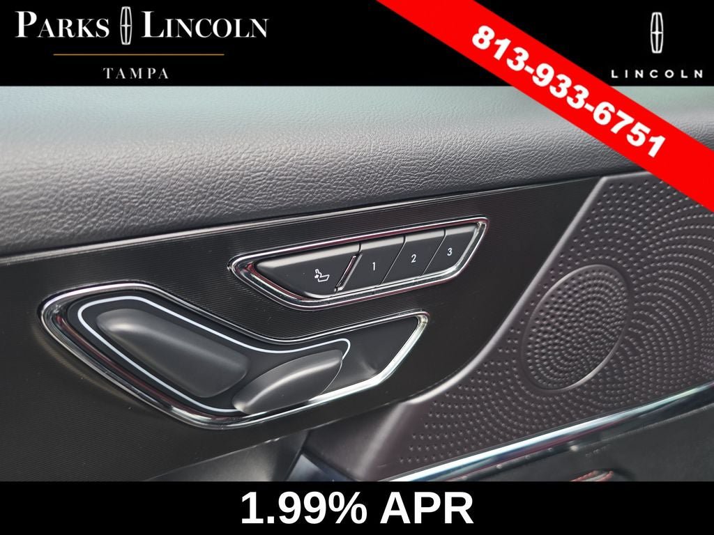 Certified 2025 Lincoln Corsair Reserve AWD/4WD image 17