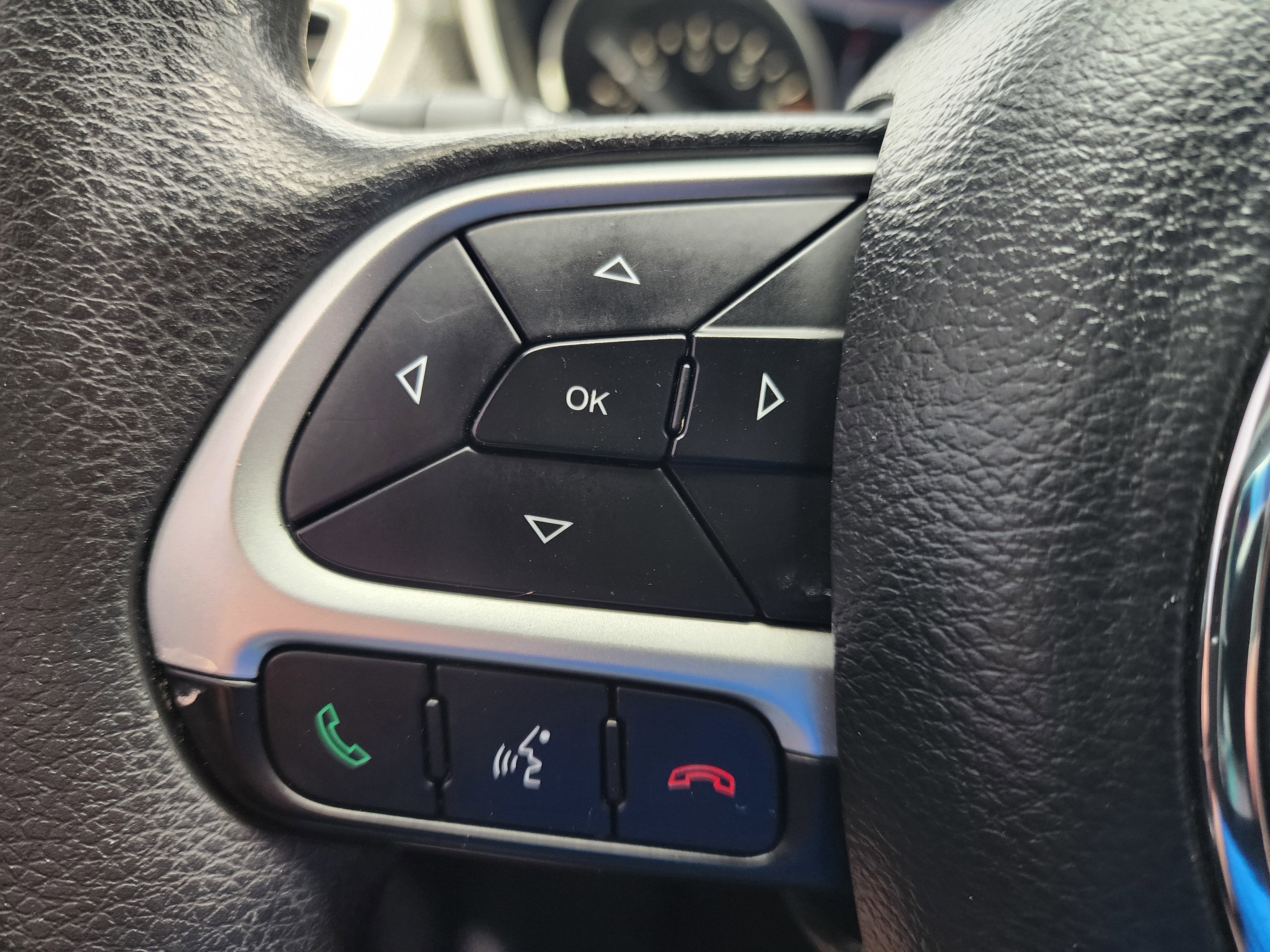 Used 2019 Jeep Compass Sport FWD image 18