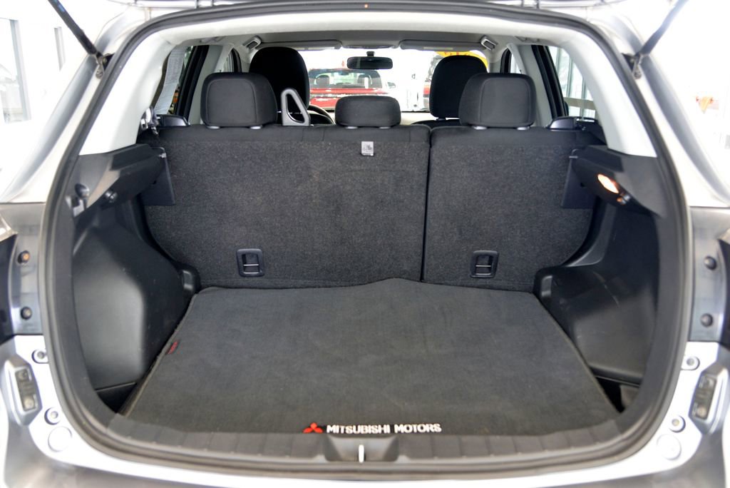 Used 2018 Mitsubishi Outlander Sport ES FWD image 28