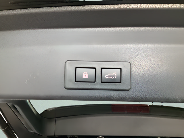Used 2021 Subaru Ascent Limited w/ Technology Package AWD/4WD image 25
