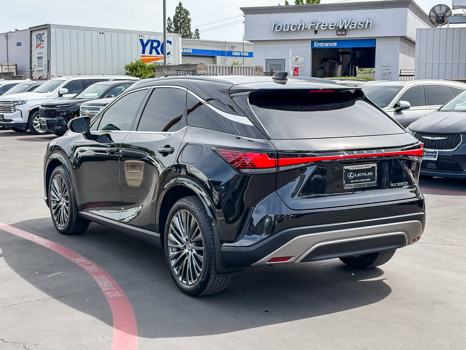 Certified 2024 Lexus RX 350 w/ Convenience Package image 2