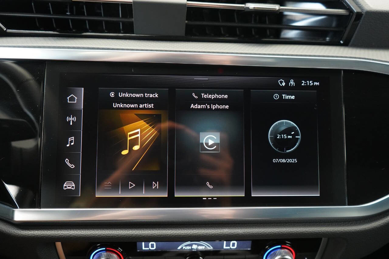 Used 2024 Audi Q3 2.0T Premium Plus w/ Premium Plus Package image 73