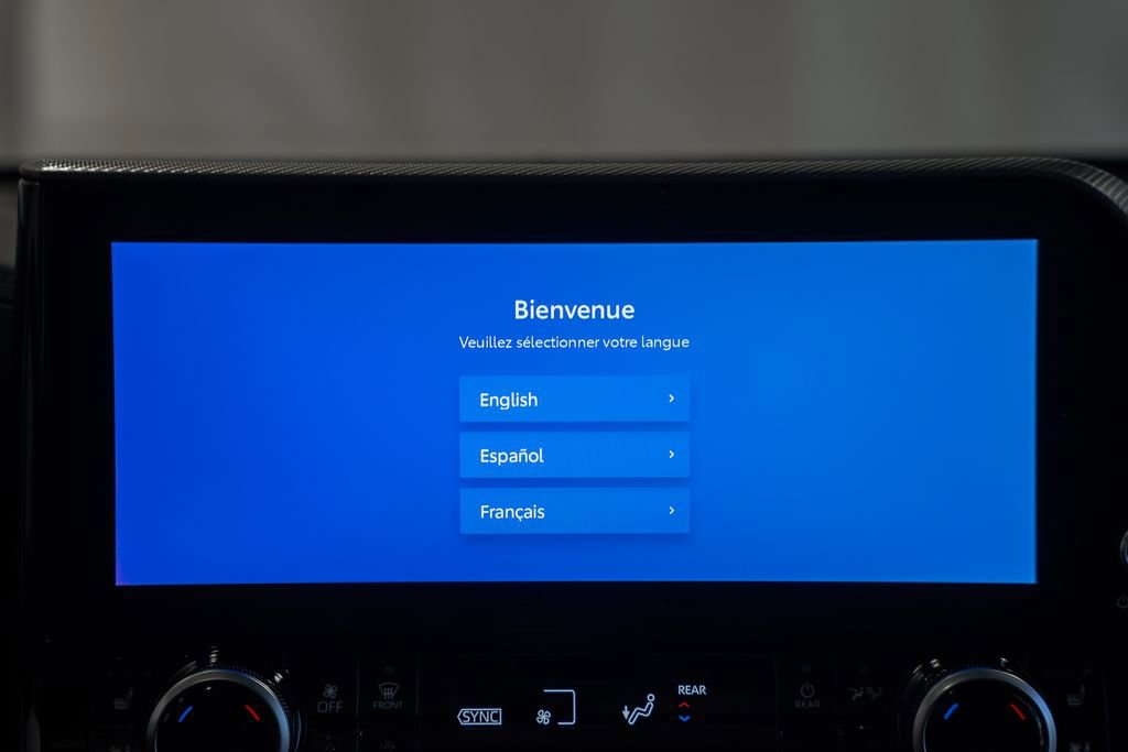 New 2026 Toyota Highlander Platinum image 23