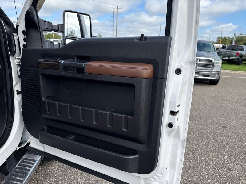 Used 2016 Ford F350 Platinum w/ Snow Plow Prep Package image 50