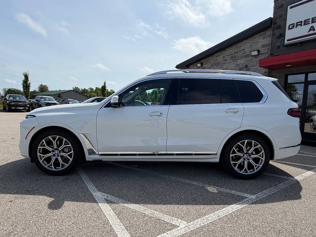 Used 2026 BMW X7 xDrive40i AWD/4WD image 7