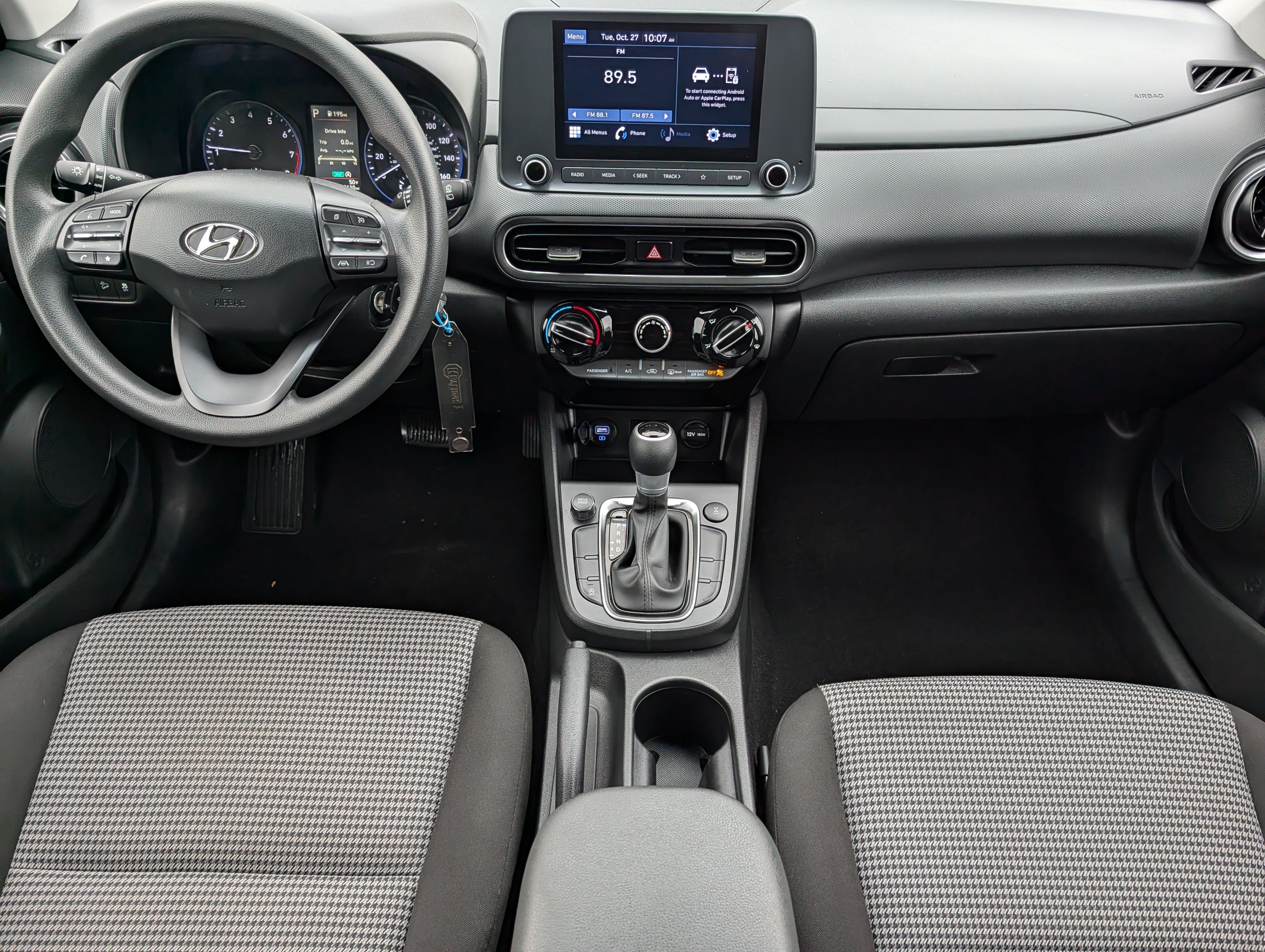 Used 2022 Hyundai Kona SE AWD/4WD image 10