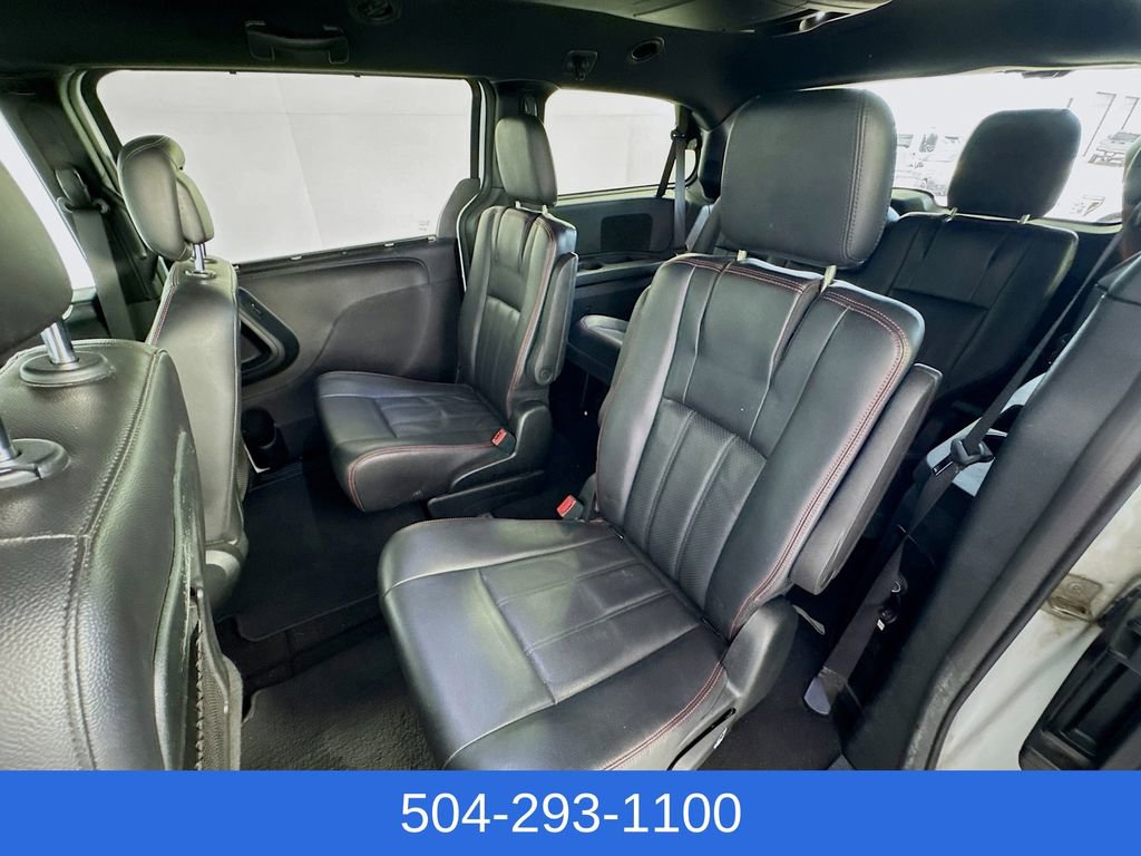 Used 2018 Dodge Grand Caravan GT image 24