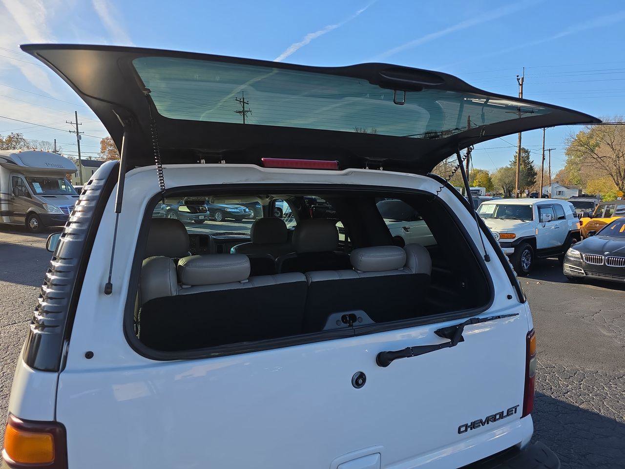 Used 2001 Chevrolet Tahoe LT w/ LT Preferred Equipment Group image 42