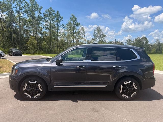 Used 2025 Kia Telluride S FWD image 15