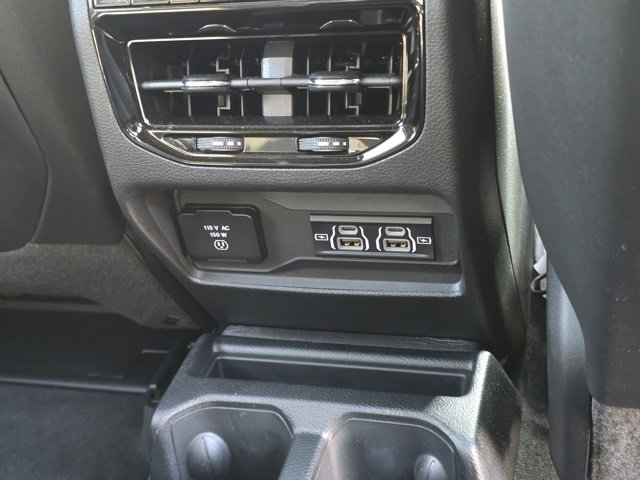 Used 2025 Jeep Grand Cherokee L Altitude image 34