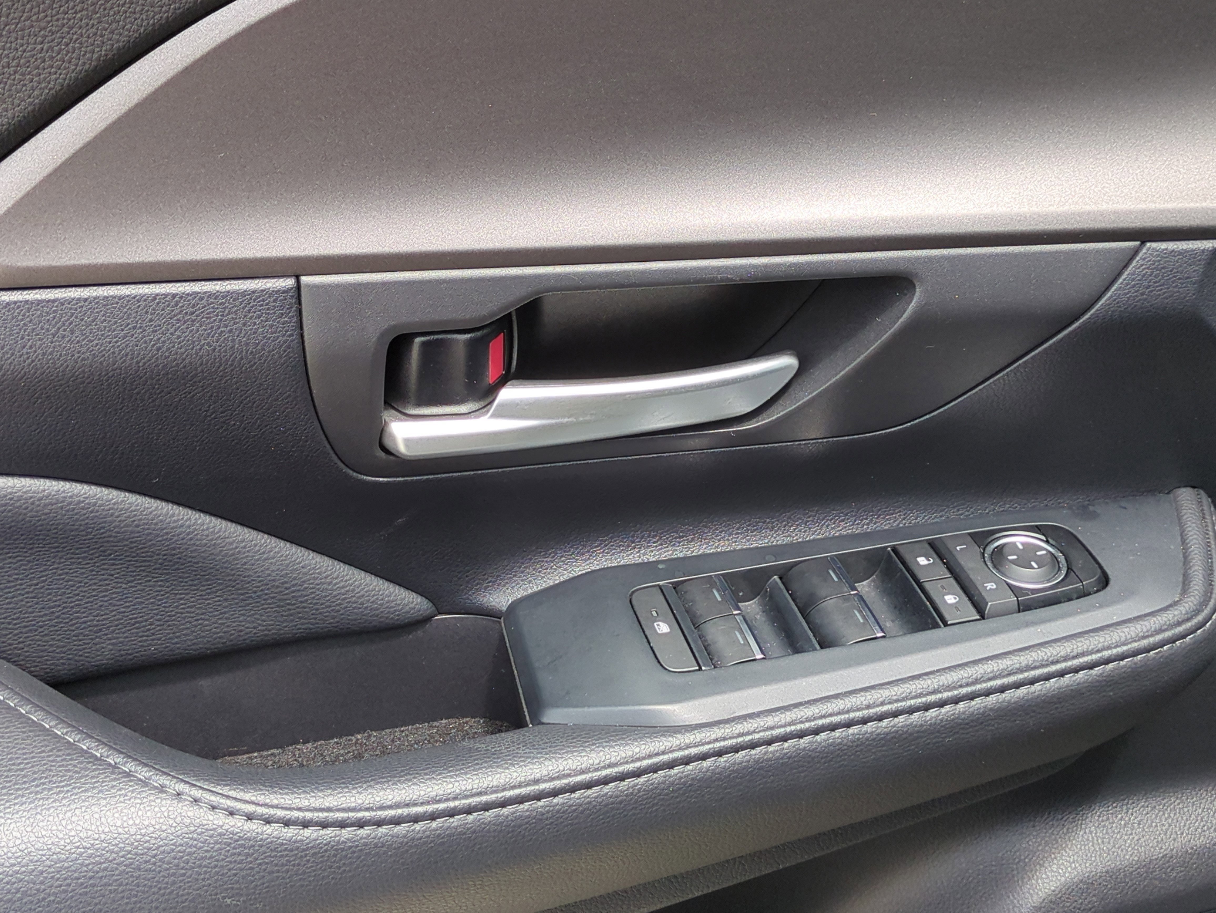 Used 2024 Toyota Grand Highlander XLE image 22