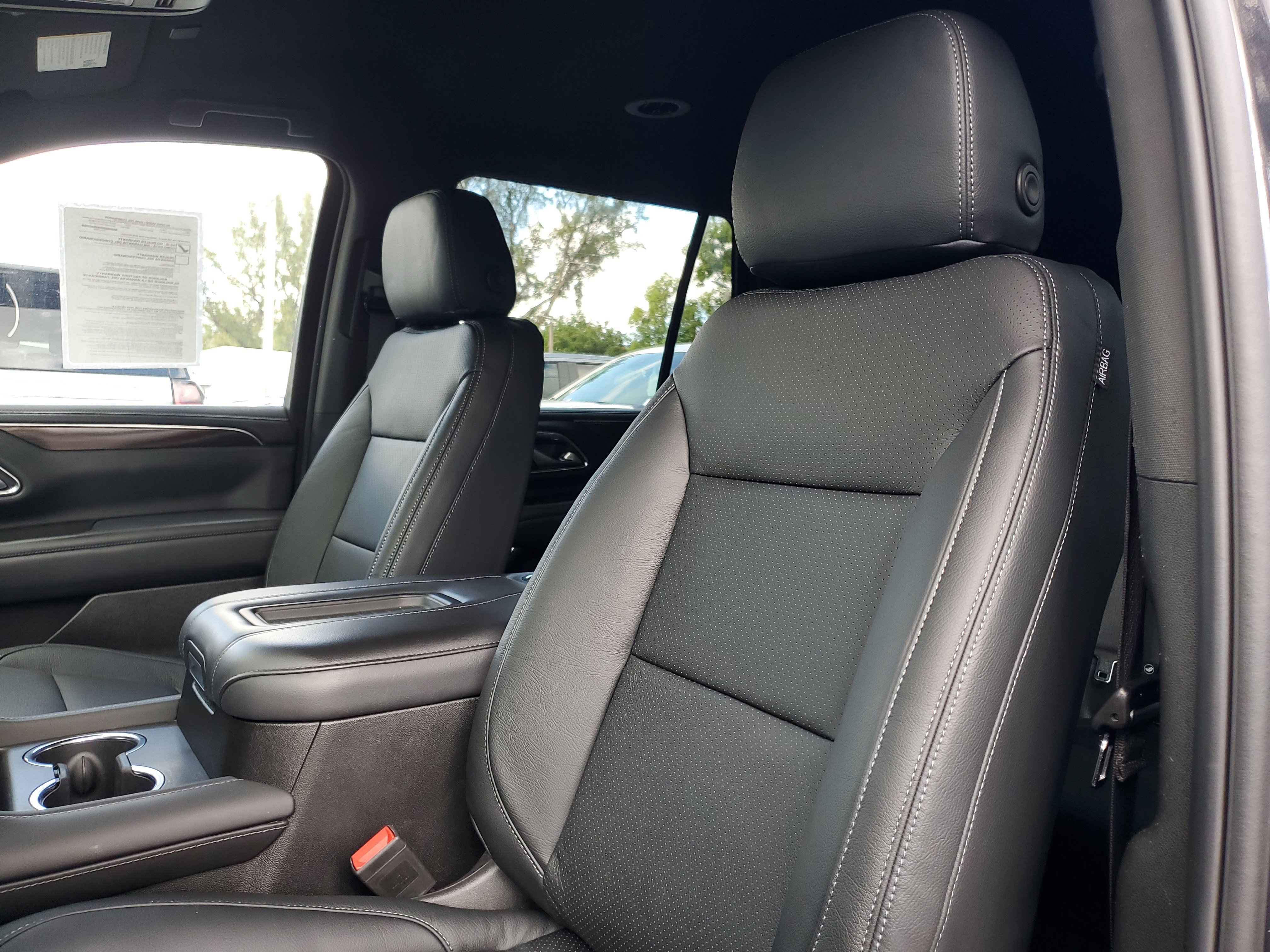 Used 2023 GMC Yukon SLE w/ Gmc Pro Safety Plus Package image 14